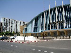 LE PALAIS DES SPORTS 